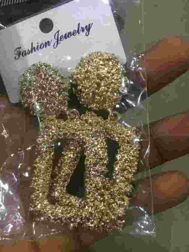 Ear rings