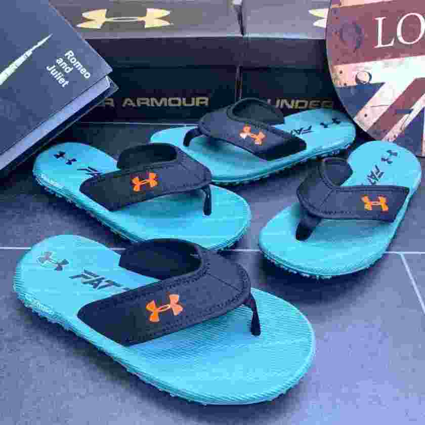 Male fashion slippers